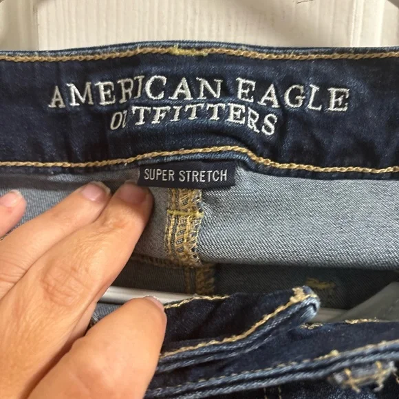 American Eagle Outfitters Dark Blue Distressed Skinny Jeans - Picture 3 of 6